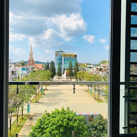 Quoc Thanh Hotel Long Khanh Exterior foto