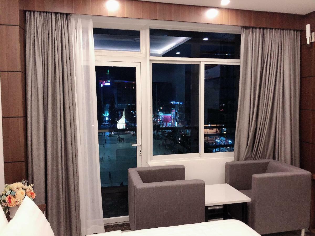 Quoc Thanh Hotel Long Khanh Exterior foto